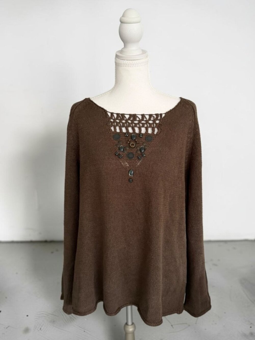 BASLER Brown Beaded Long Sleeve Sweater Size Large